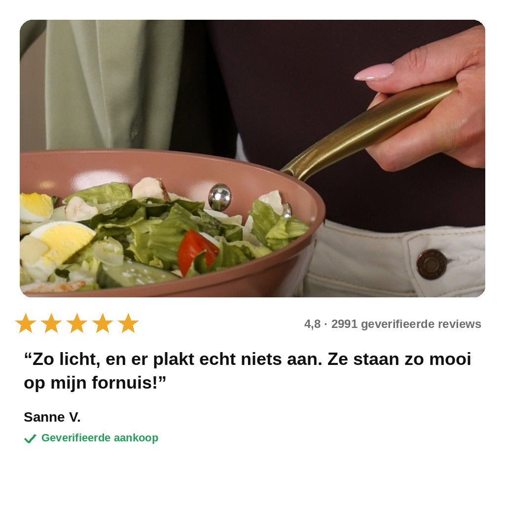 avis — Roze Pannenset met Gouden Grepen