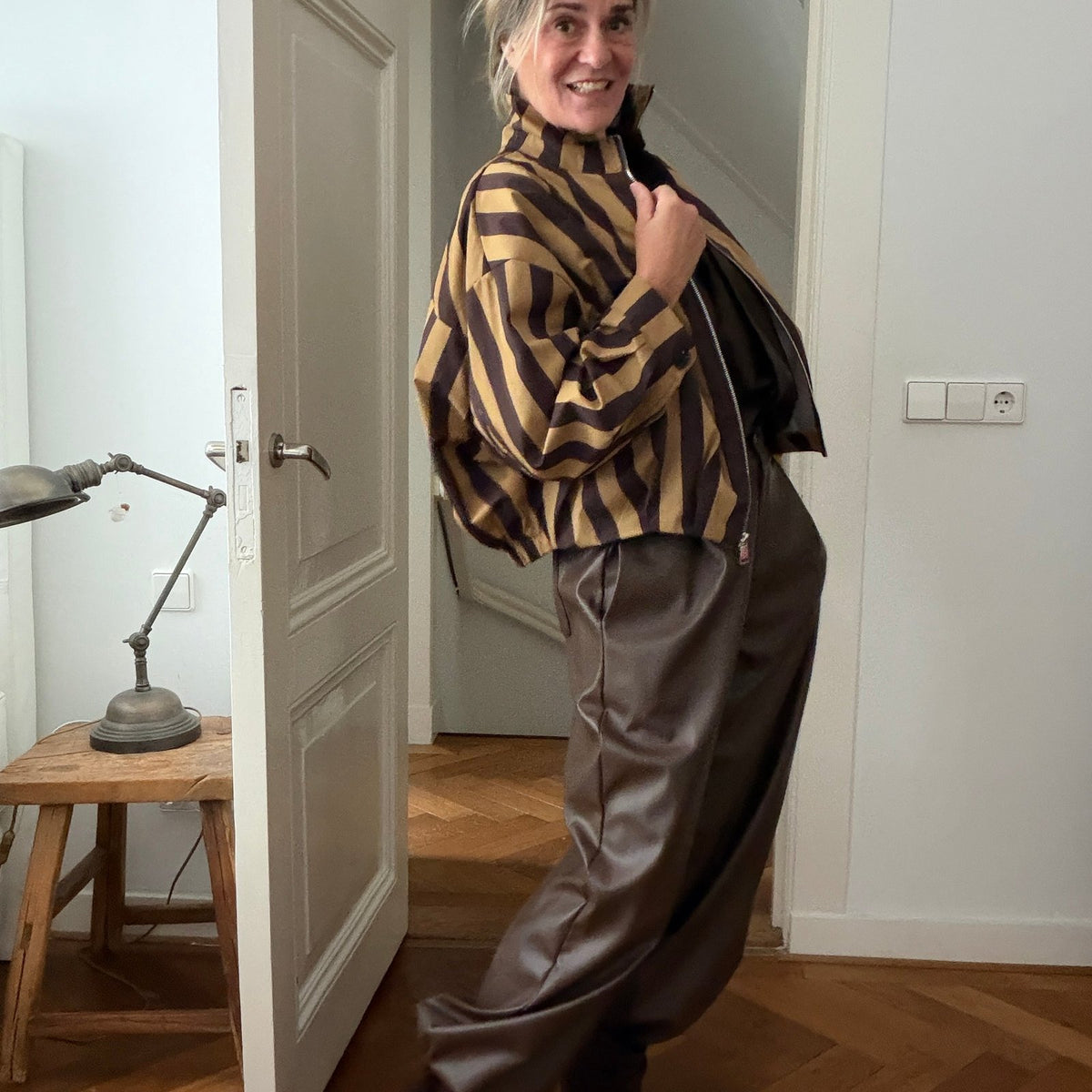 oversized-gestreept-jack-met-opstaand-kraagje-en-z-1666-section1