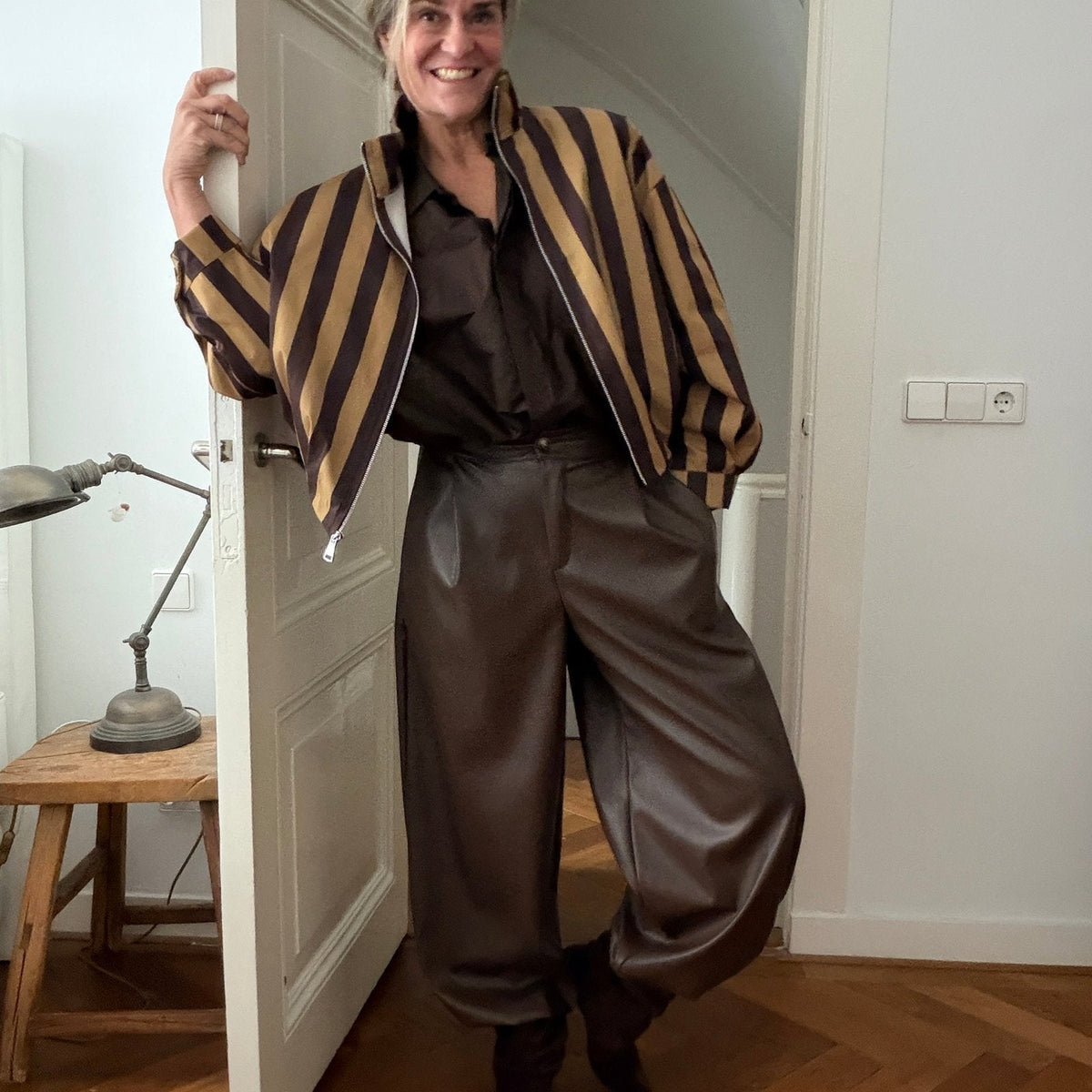situation — Oversized gestreept jack met opstaand kraagje en zilverkleurige rits