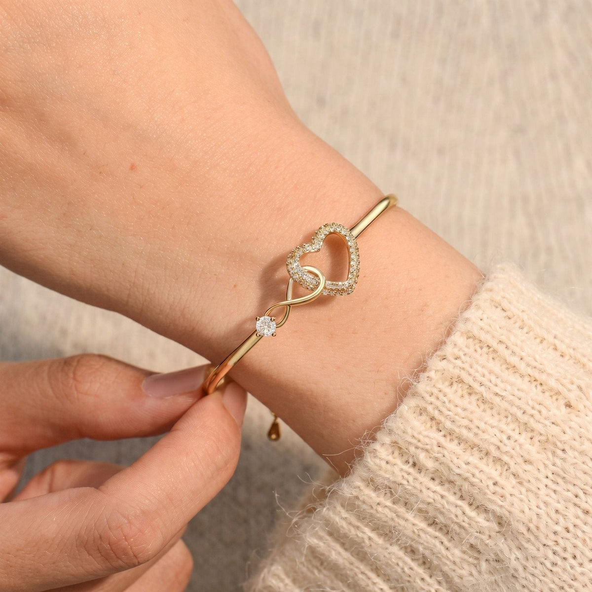 situation — Infinity Hart Armband – Moeder & Dochter, met fonkelende zirkonia
