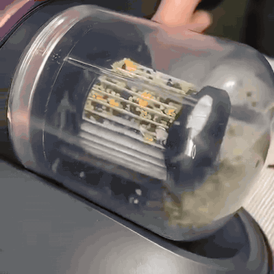 gif — FrisBed™ Draadloze Matras- en Textielstofzuiger met HEPA-filter