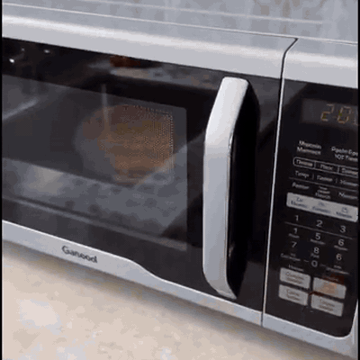 gif — OmeloDuo™ – 2-in-1 Magnetron Eierkoker voor Omelet & Eitjes