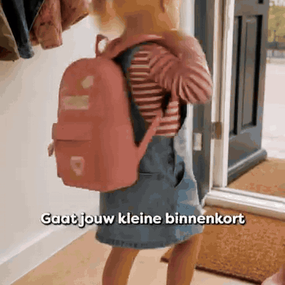 gif — Gepersonaliseerde ribfluwelen kinderrugzak met geborduurde naam